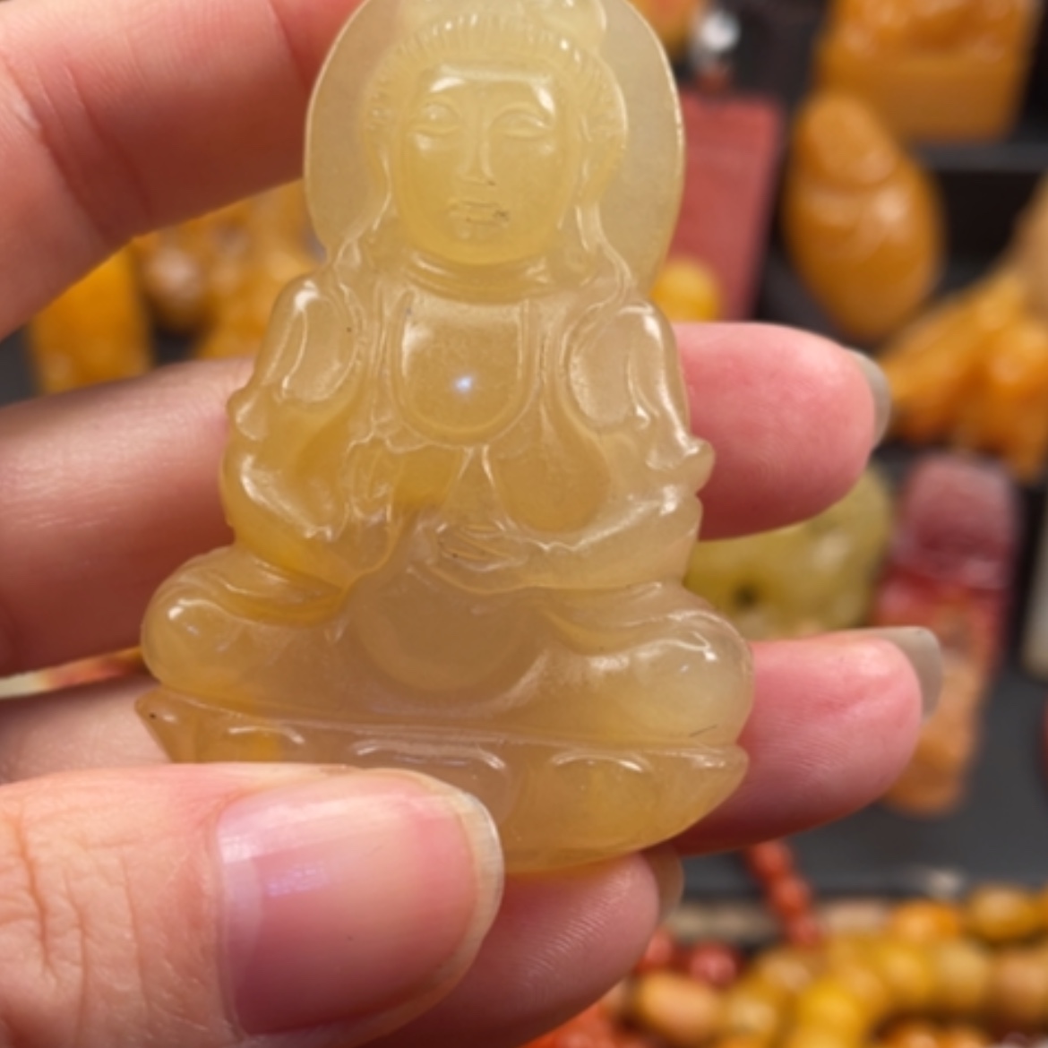 【闪购商品】石英质玉颈饰未镶嵌乐*