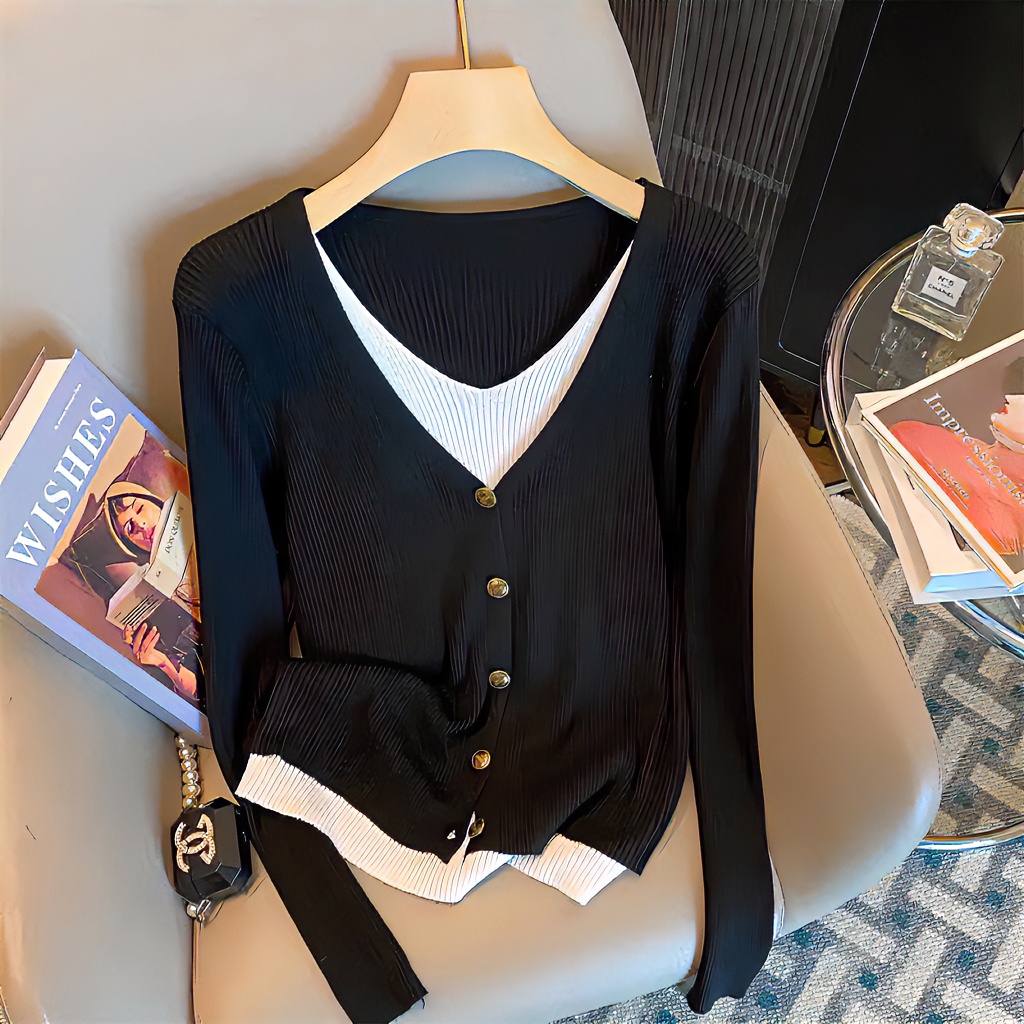 新款毛衣假两件纽扣百搭针织开衫女拼接时尚洋气显瘦长袖上衣打底