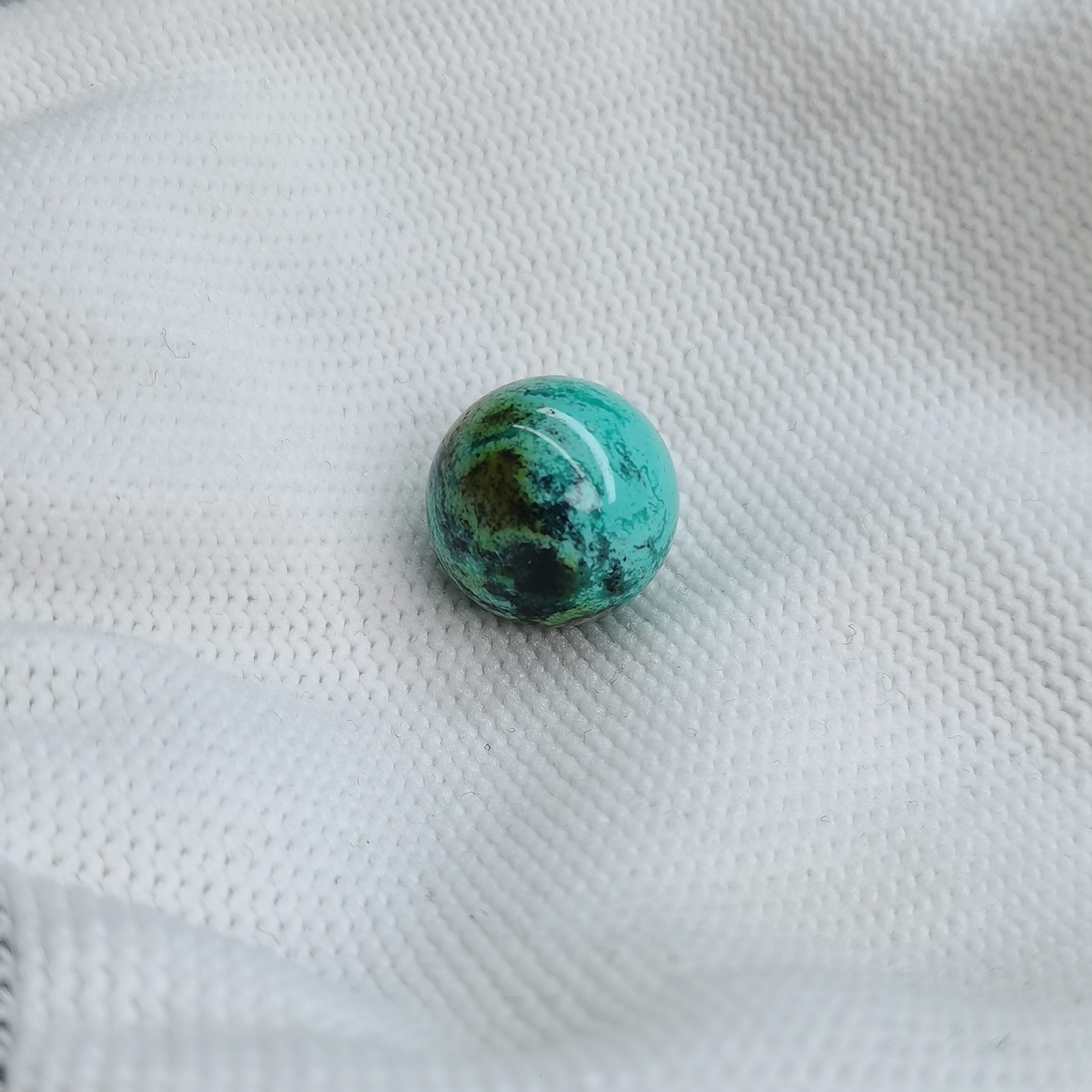 原矿高瓷特色绿松石地球款圆珠13MM