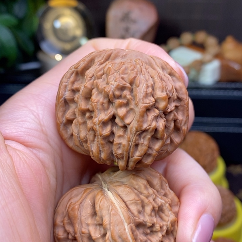 【闪购商品】文玩核桃把件四座楼42