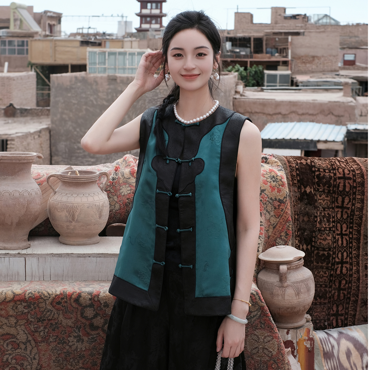 盛唐牡丹高货-真丝重缎提花如意马甲(不支持7天无理由)