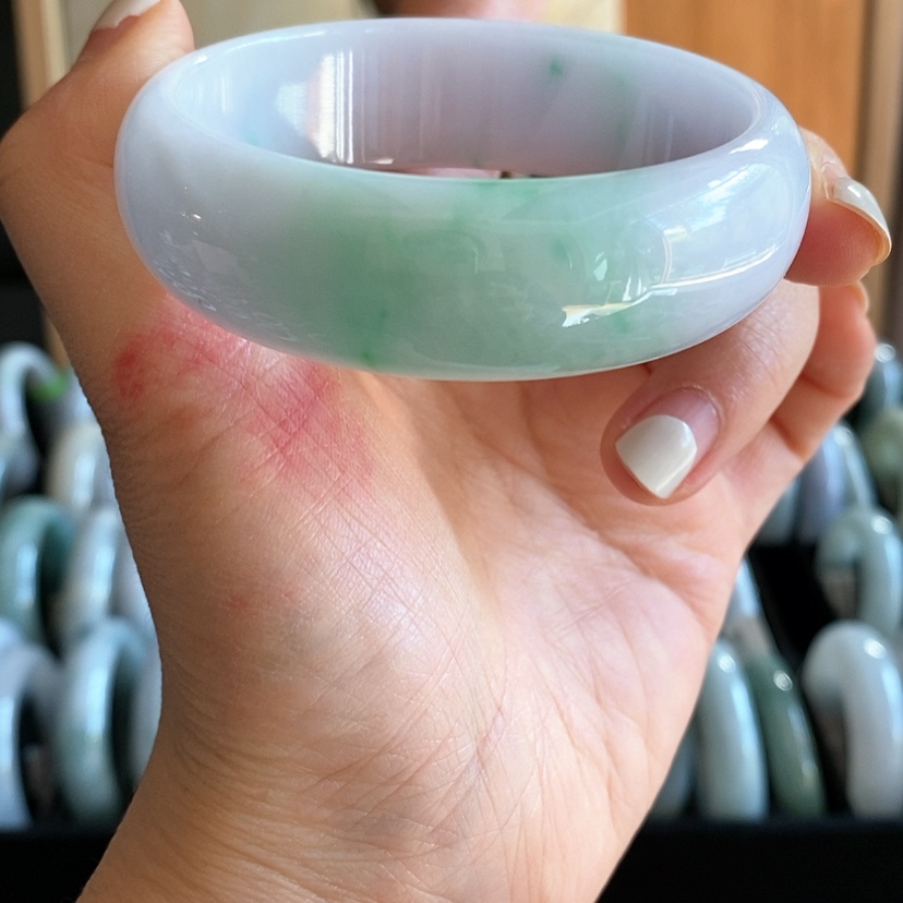 【闪购商品】翡翠手镯未镶嵌究*