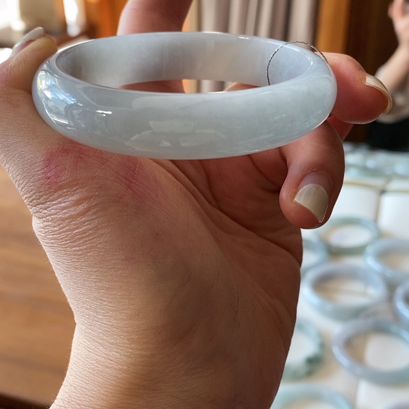 【闪购商品】翡翠手镯未镶嵌一*糖