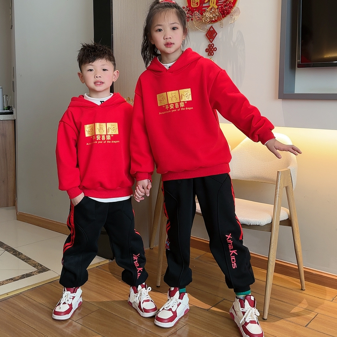 新款儿童红色龙年拜年服加绒平安喜乐喜庆卫衣