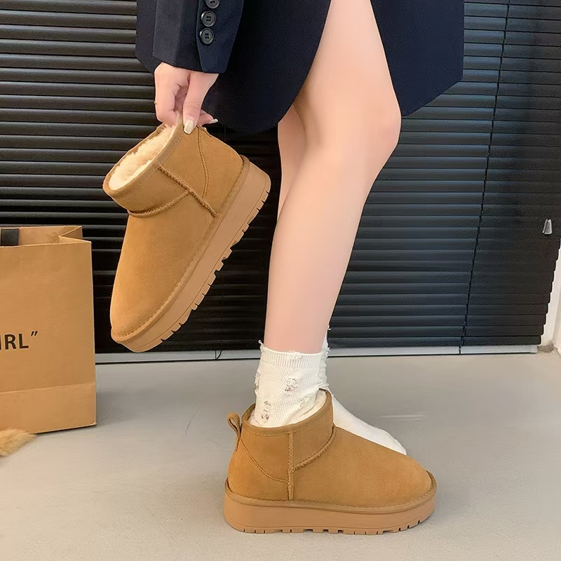 《反季清仓》毛绒短靴冬季防寒防滑加绒加厚保暖面包大棉雪地靴5856