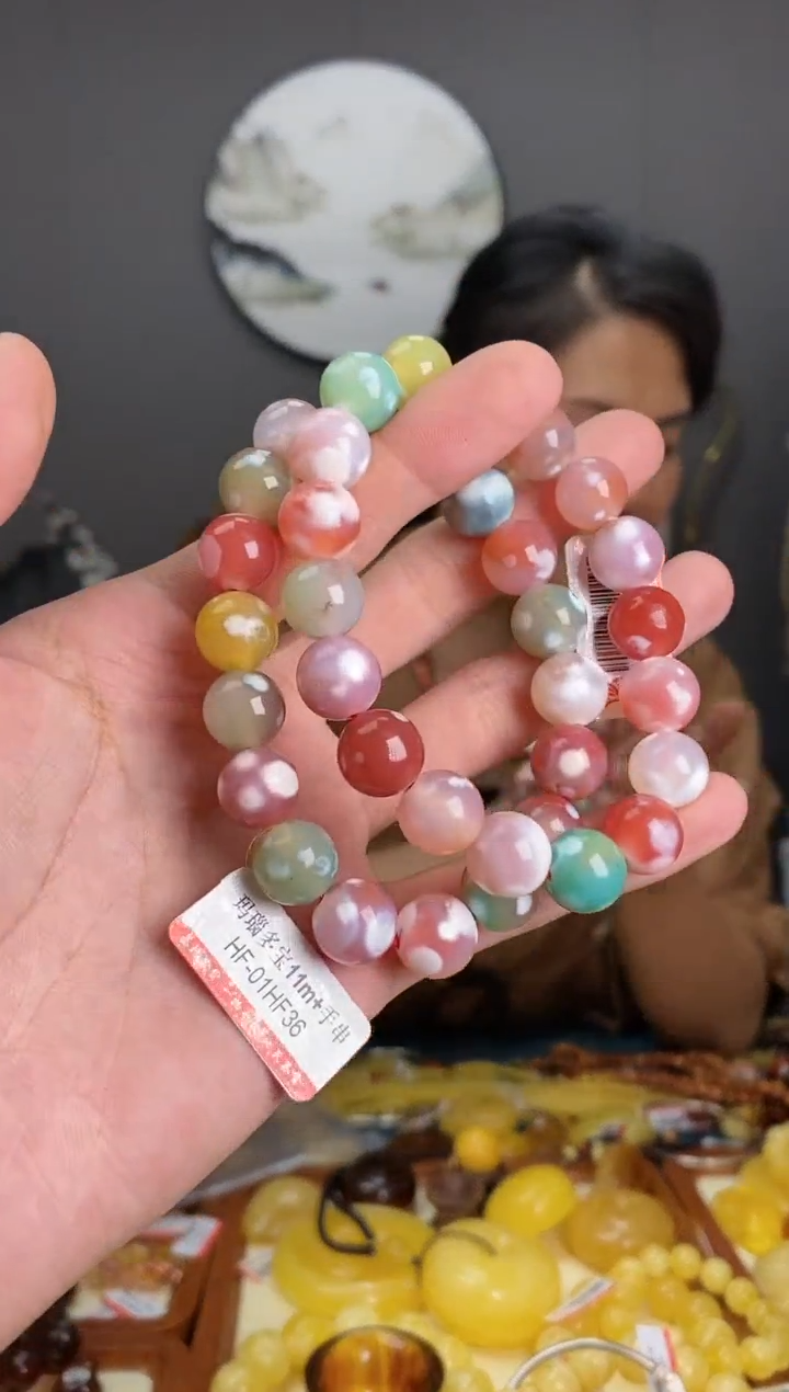 【闪购商品】玛瑙/玉髓手串未镶嵌11+手串（多样式发其一）