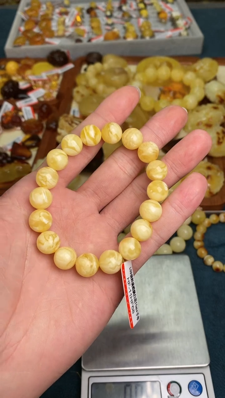 【闪购商品】琥珀手串未镶嵌11+手串