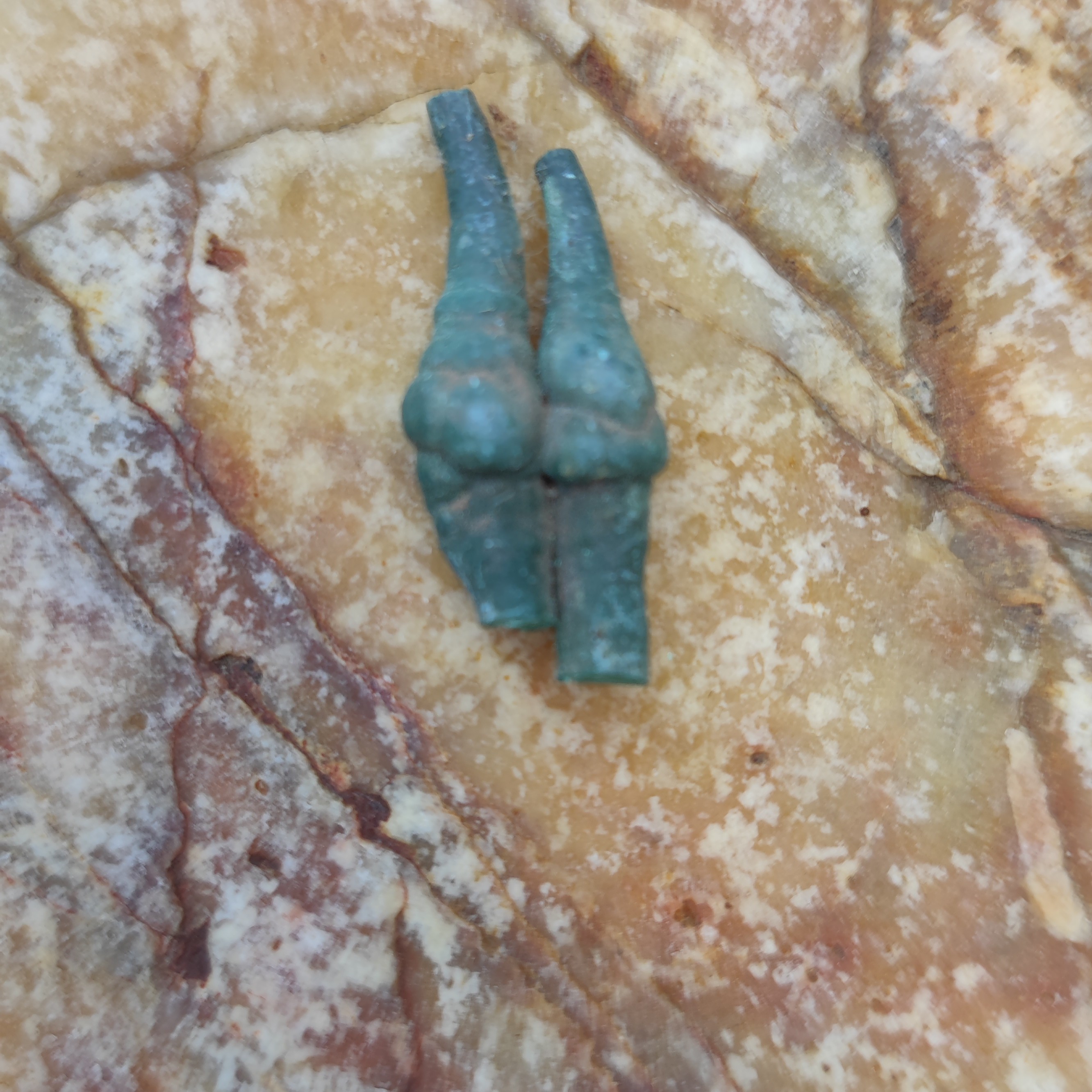 孔雀石，名称双胞胎兄弟