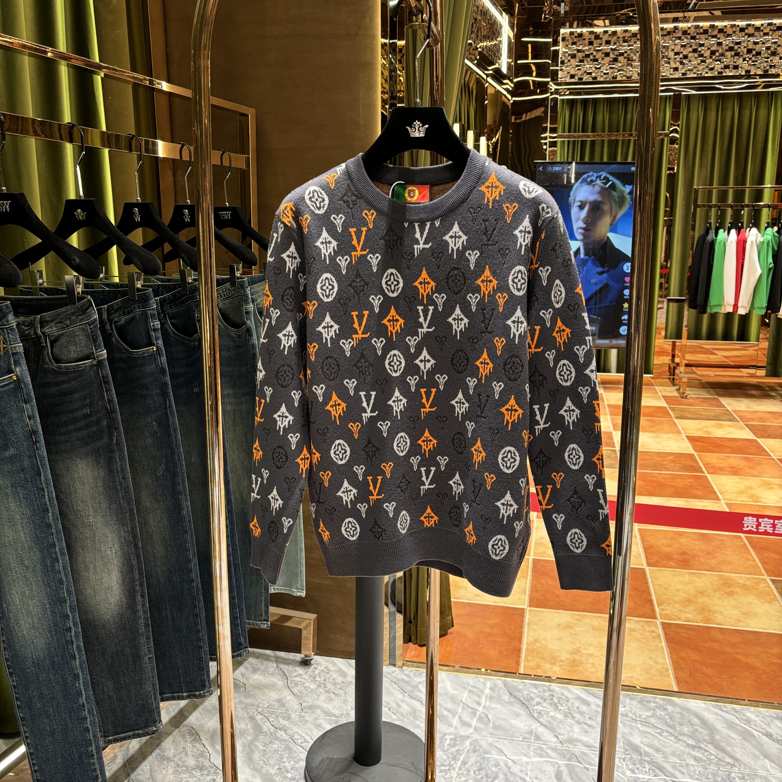 【阿诺专属】2025秋冬新款轻奢高定时尚毛衣(6807)