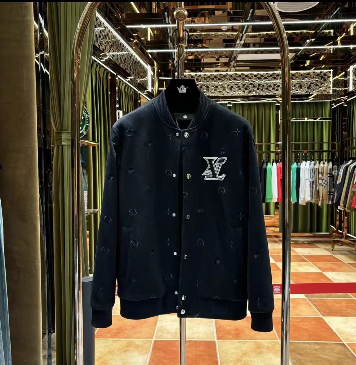 【菲菲专属】2025秋冬重磅时尚休闲棒球服外套（88953）