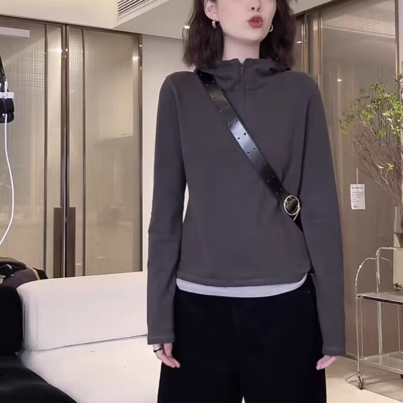 秋冬新款显瘦百搭假两件休闲打底长袖上衣撞色拼接套头连帽卫衣女