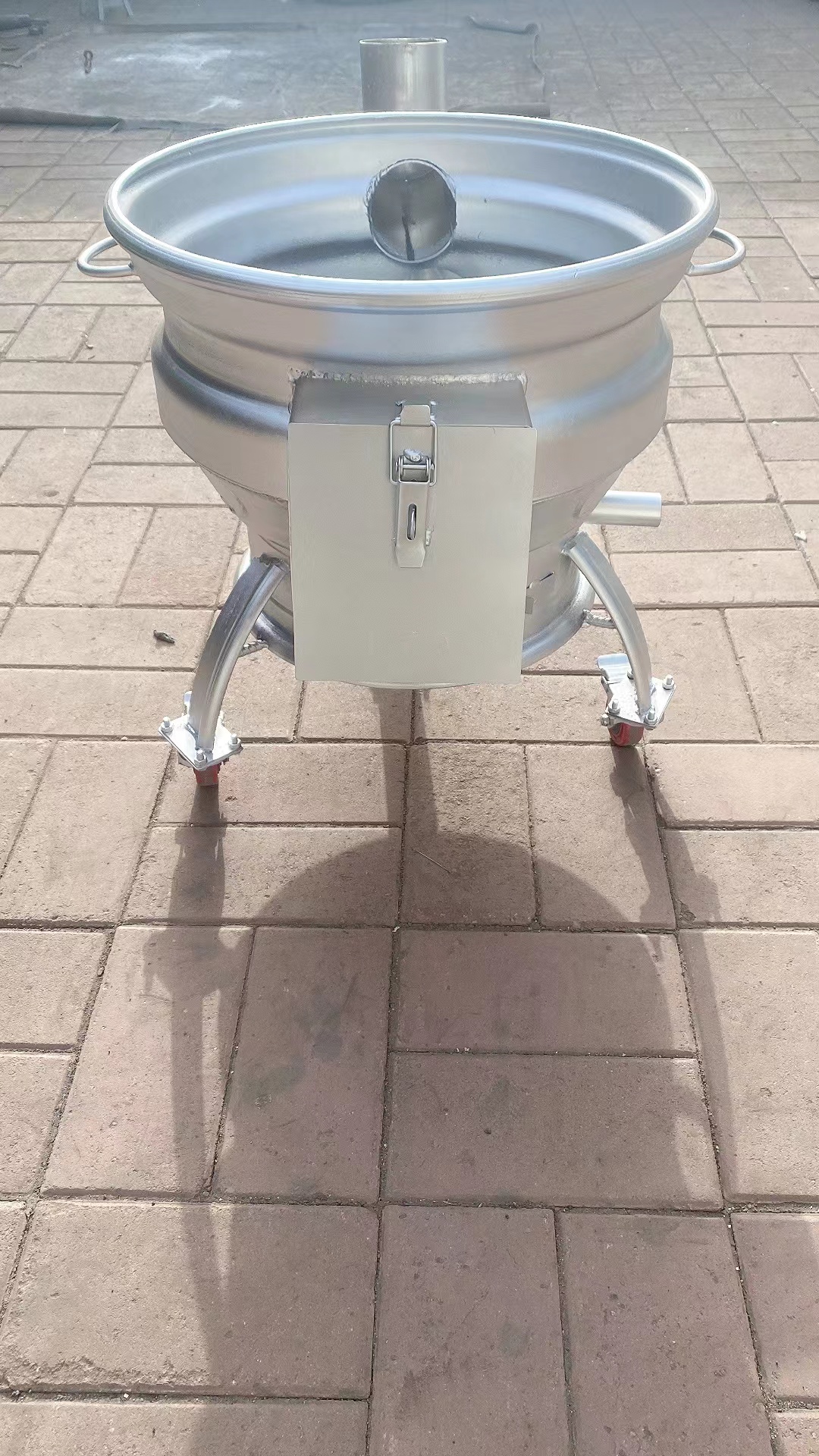 双钢圈加高移动柴火灶台