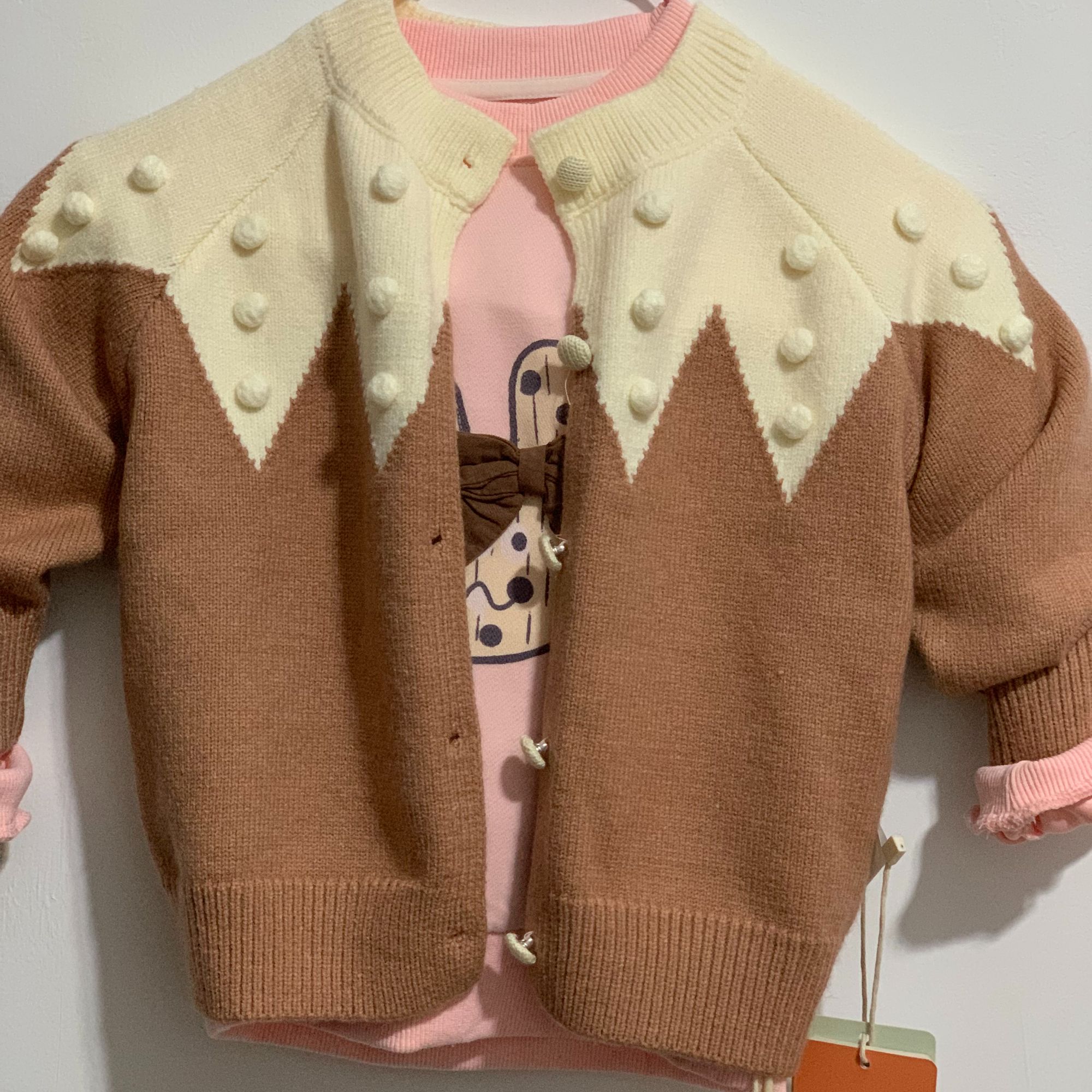 小熊家的时尚针织开衫  秋款