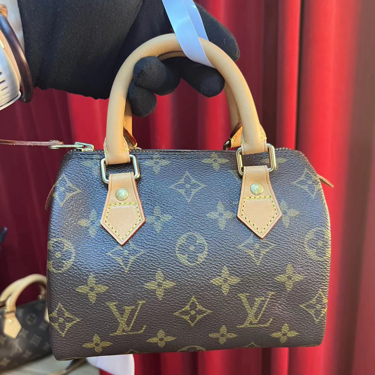95新 LouisVuitton/路易威登 【专属】 LV speedy 18  植鞣革换新