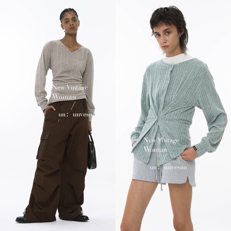 【多种造型】Unvesno(UN) 针织坑条正反两穿双排调节扣位针织衫秋冬
