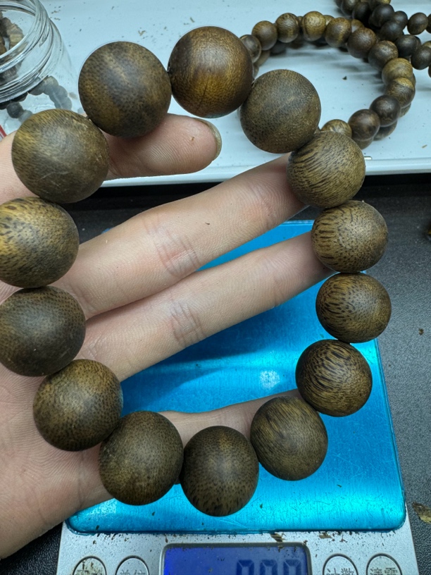 绿奇楠沉香 1.7mm 22克 油脂密度高 只有一条现货