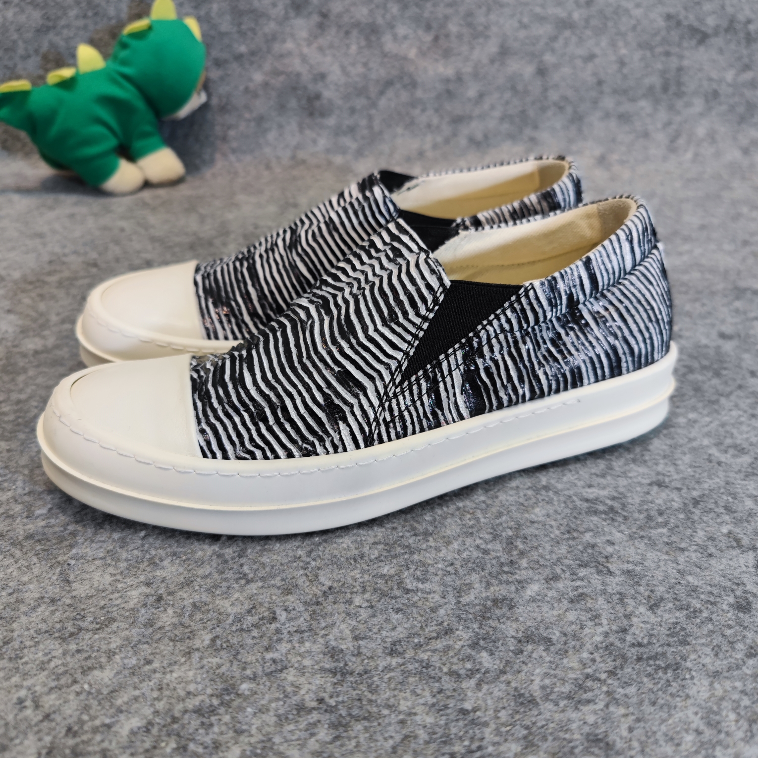 全新未使用 RICKOWENS 37码 正品RO斑马纹 稀有已绝版 无原盒板鞋