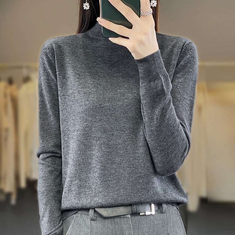新品精纺半高领羊毛衫长袖略宽松版纯色针织衫打底女士时尚气质