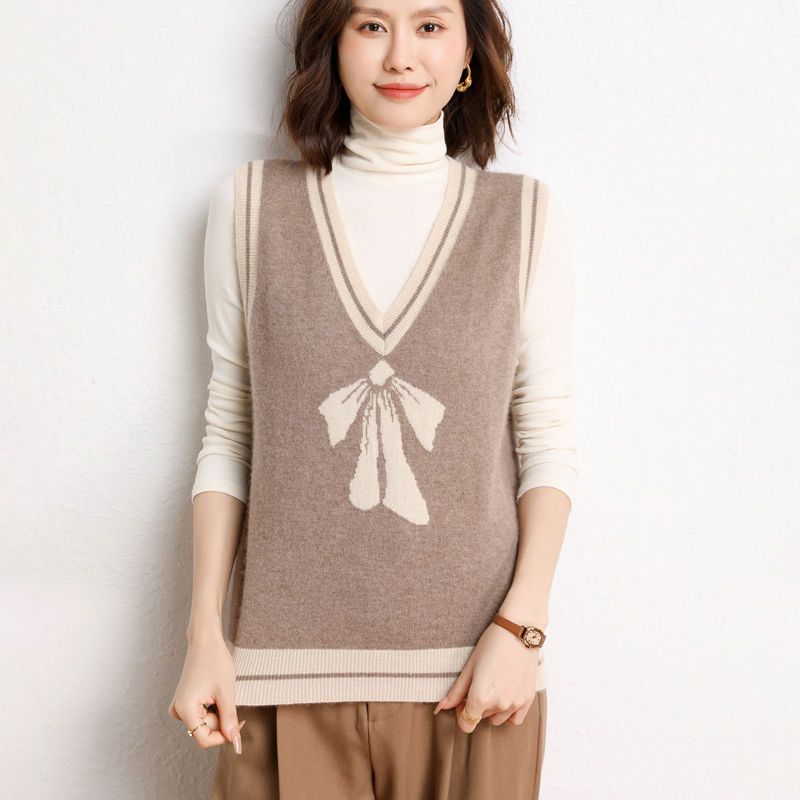 秋冬新款山羊绒马甲女学院风v领宽松坎肩气质百搭套头毛衣针织衫