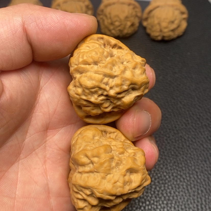 【闪购商品】文玩核桃吊坠斌*
