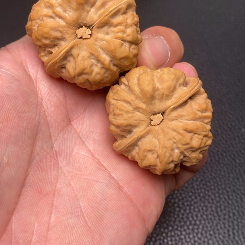 【闪购商品】文玩核桃吊坠5****c