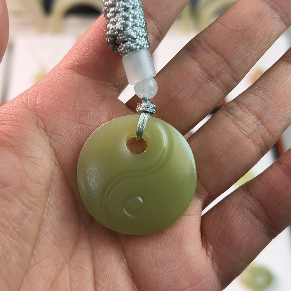 【闪购商品】石英质玉颈饰未镶嵌