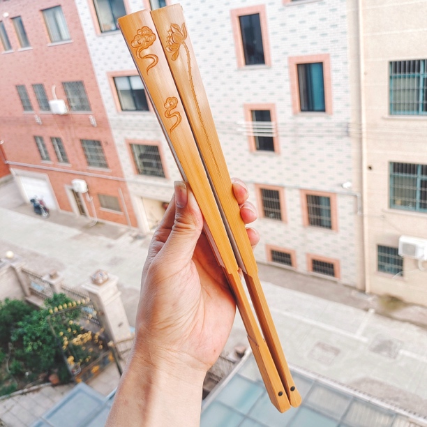 竹刻阴刻折扇题材清雅雕工不错扇骨做工好
