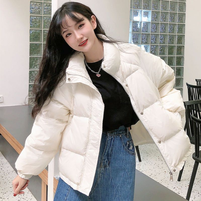反季白色羽绒服女短款2023年新款冬季韩版小个子白鸭绒学生面包款