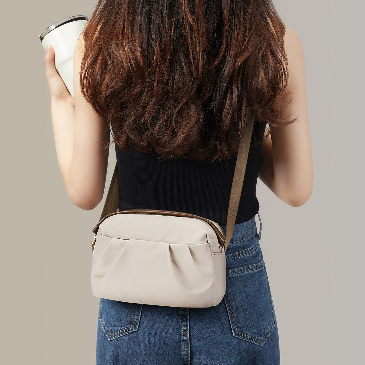 星期六包女2024爆款休闲百搭单肩包斜挎包大容量通勤手机包小方包