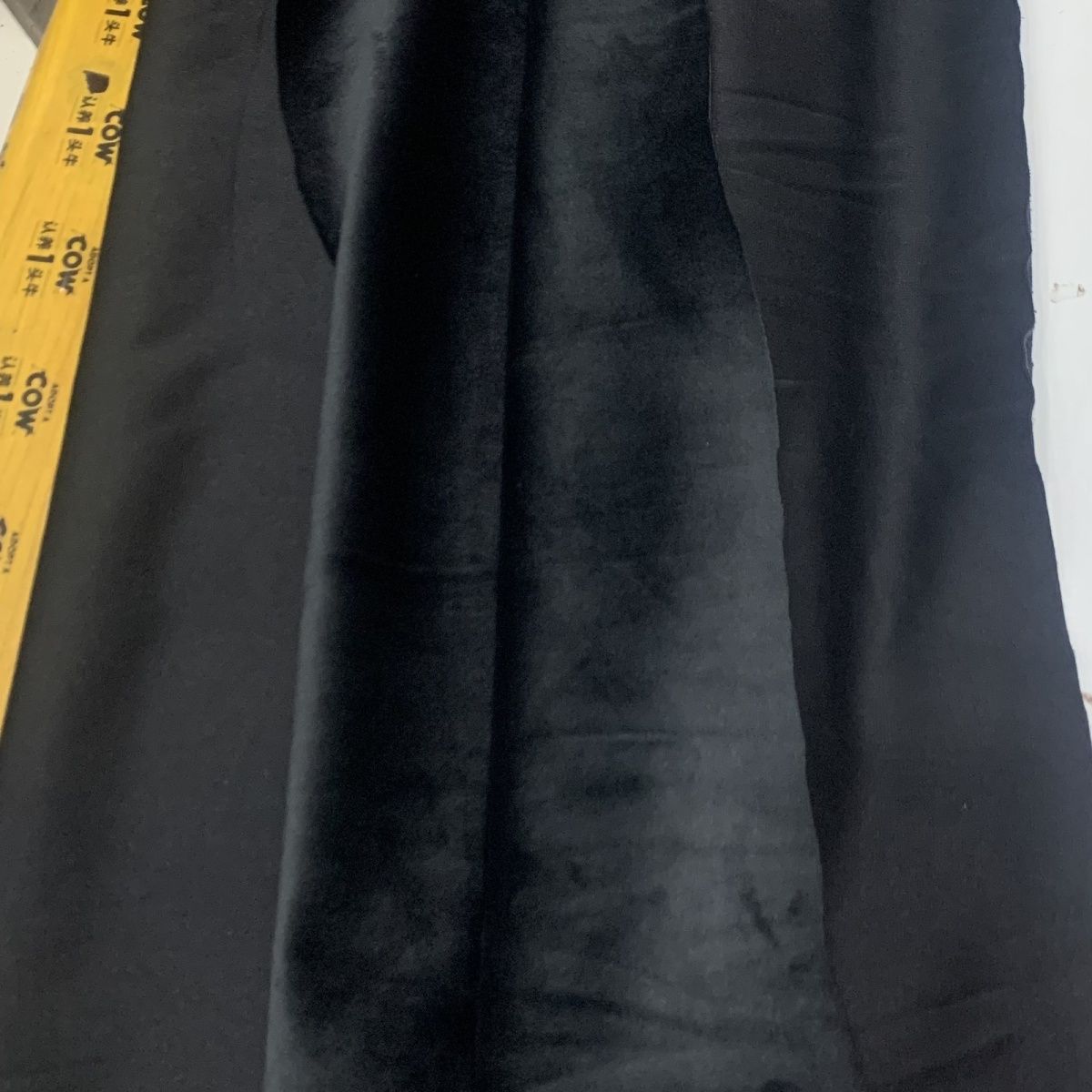 纯黑色加绒裤布料四面弹力厚款加绒运动裤直筒裤小脚裤面料