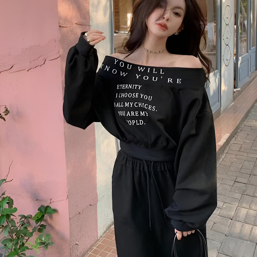 韩系一字肩斜肩字母印花显瘦套装长袖短款时尚休闲百搭黑色宽松