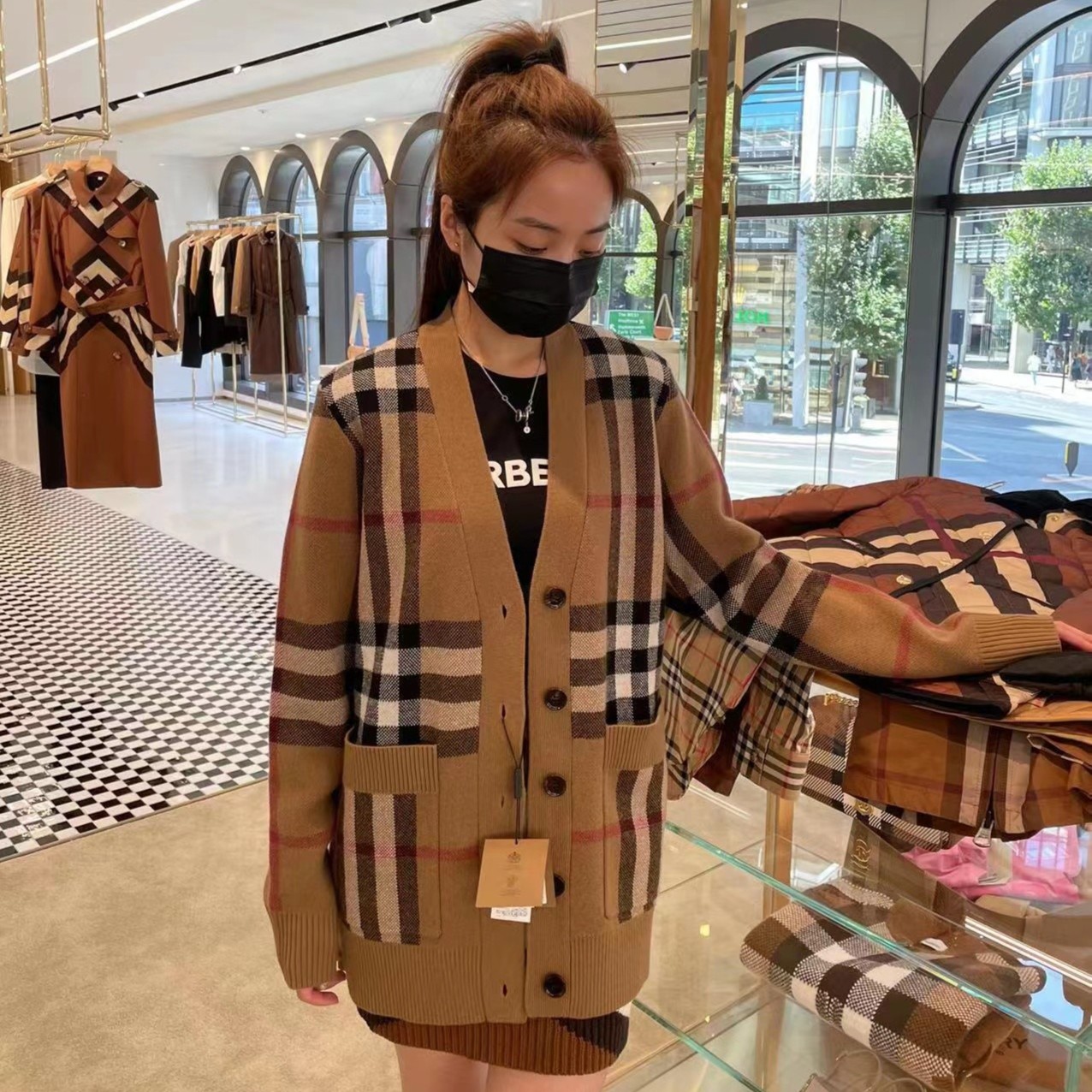 全新未使用 BURBERRY/博柏利 巴宝莉羊毛混纺焦糖色针织开衫