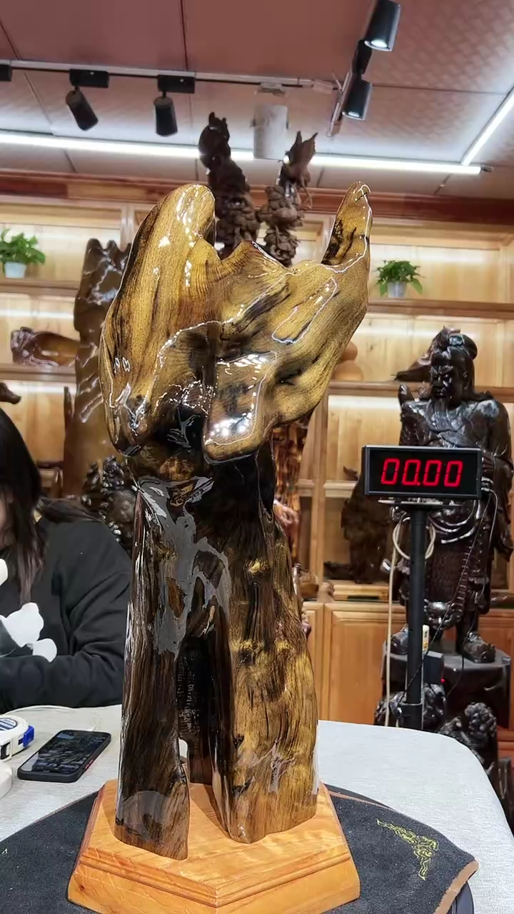 【闪购商品】金丝楠乌木根雕摆件