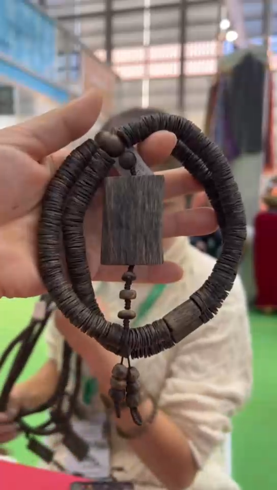 【闪购商品】沉香手串沉水48克+张勺子多样性发货一条