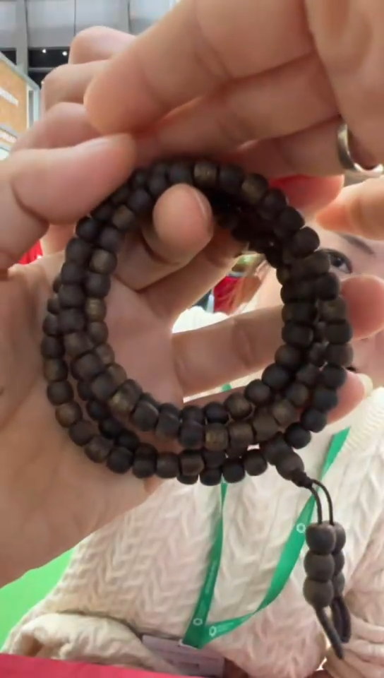 【闪购商品】沉香手串99沉15克+张勺子多样性发货一条