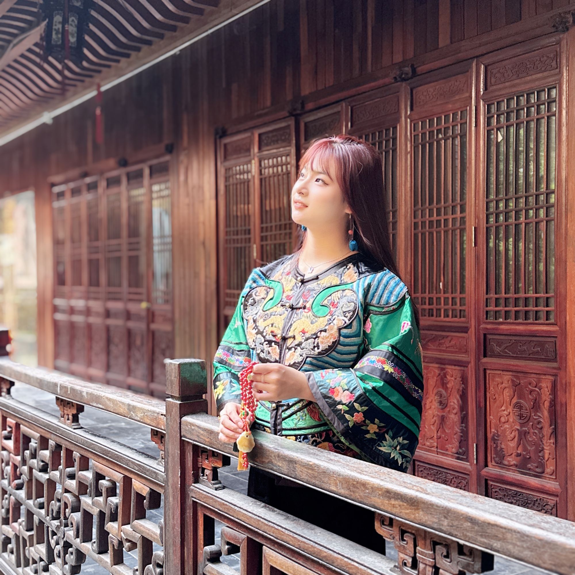 煜秀堂传统华服手工刺绣上衣非遗如意国风外套