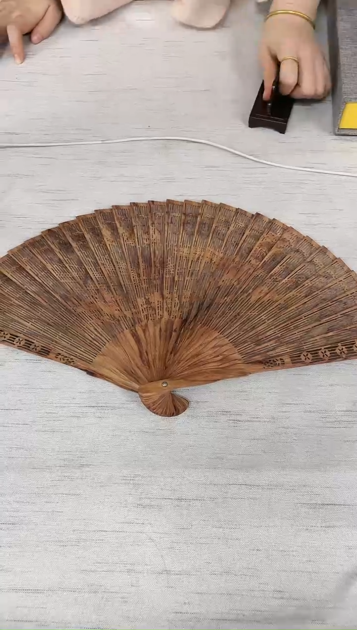 【闪购商品】降香黄檀其他海南黄花梨/扇子/一把