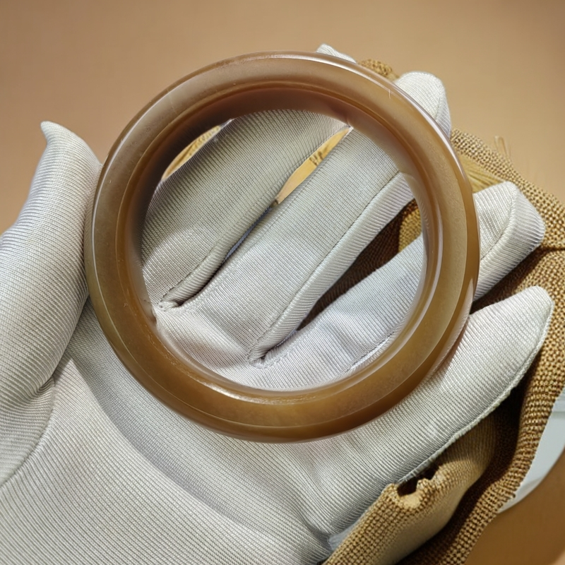 新疆和田玉老料纯糖手镯！且末金山糖