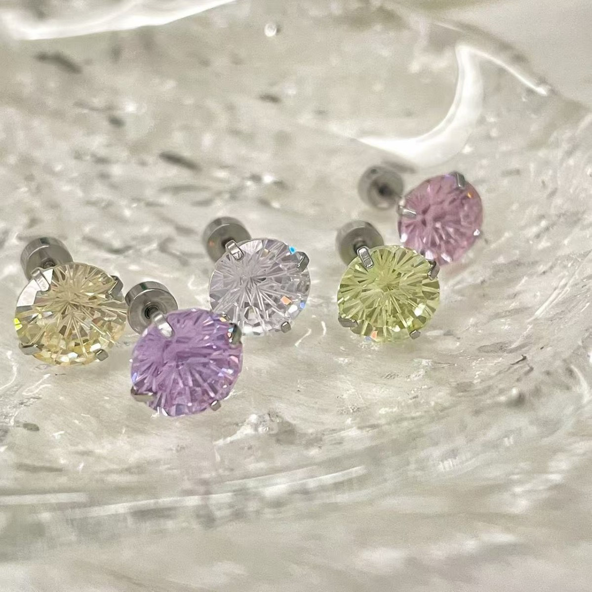 钛钢耳饰 8mm爆闪烟花切耳蜗钉甜酷辣妹ins风个性耳骨钉钛钢平底