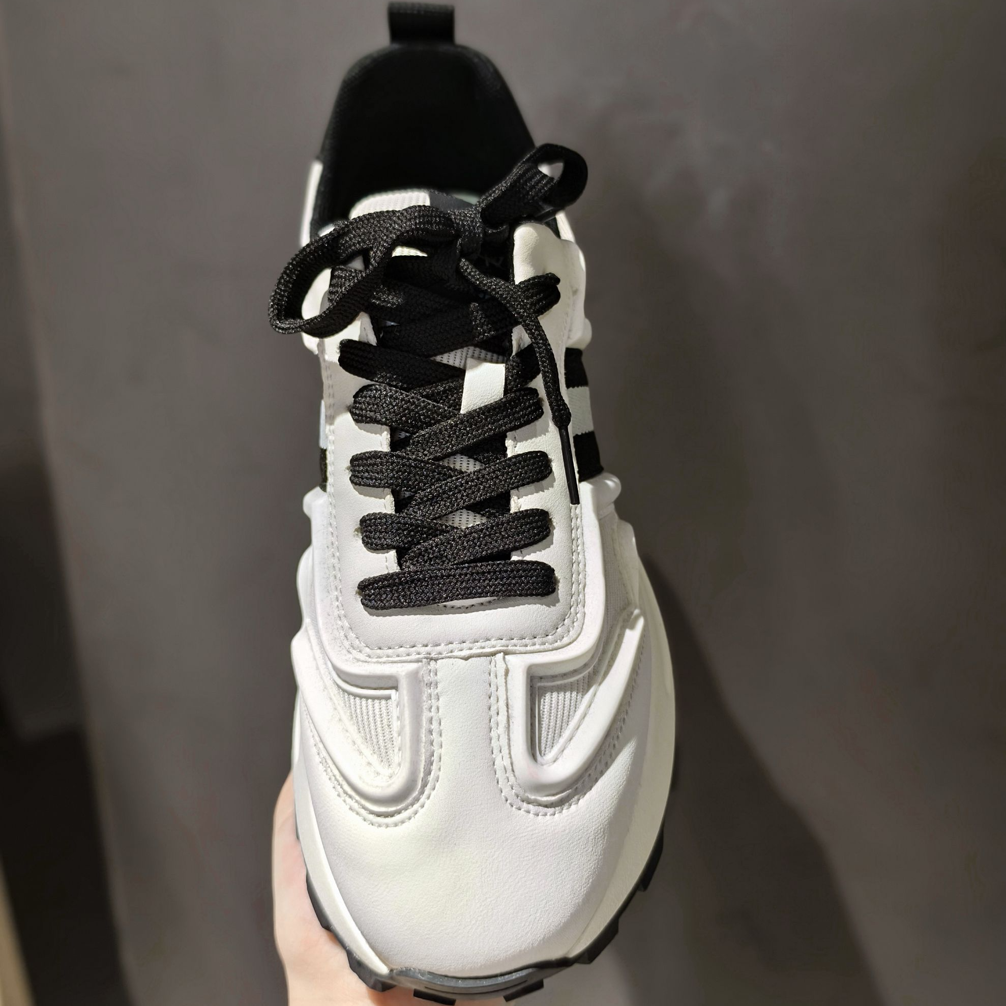 拼色男鞋时尚小众低帮潮流鞋2024网红爆款秋季休闲运动鞋 555-185