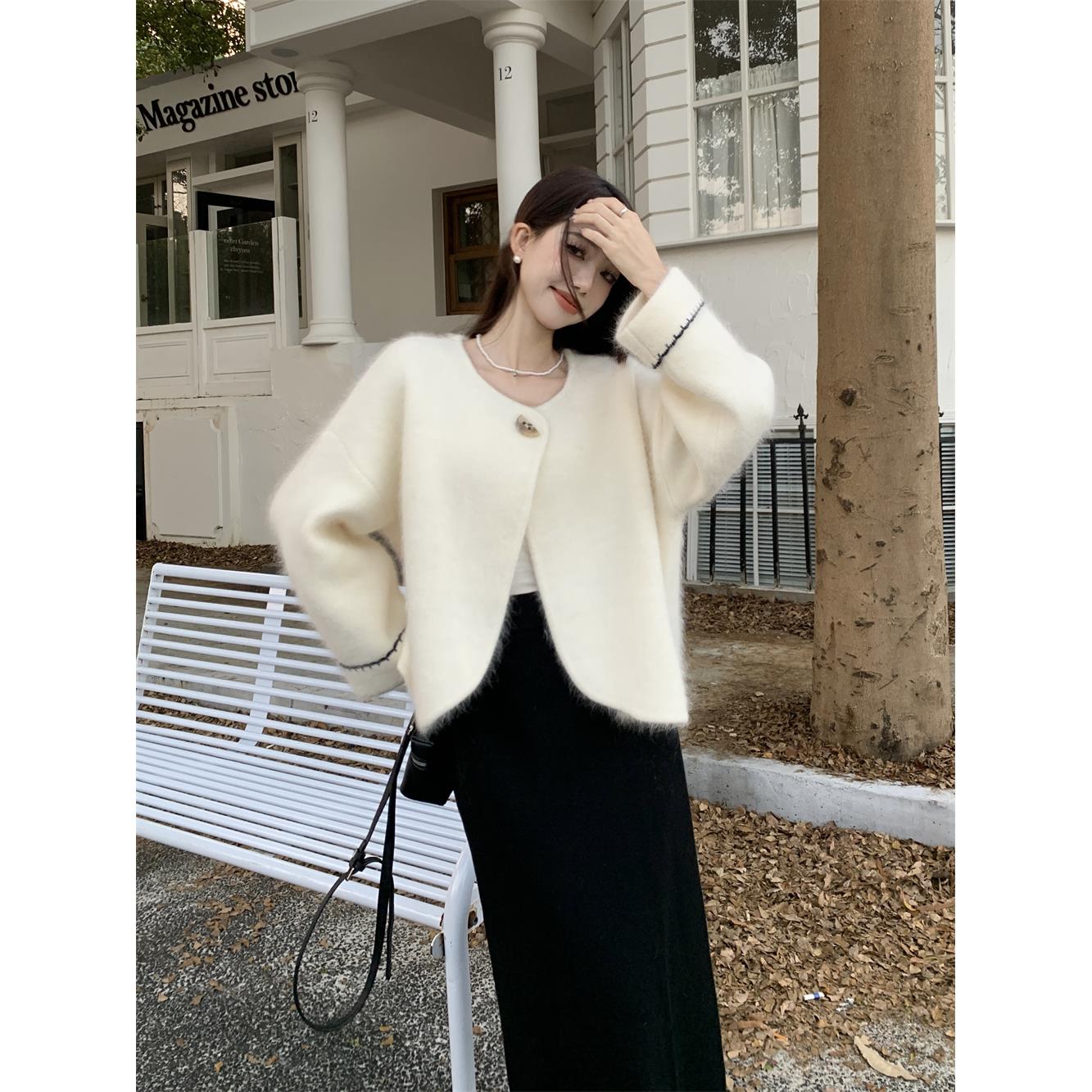 时尚套装纯色软糯毛衣外套女冬季松紧腰A字半身裙两件套