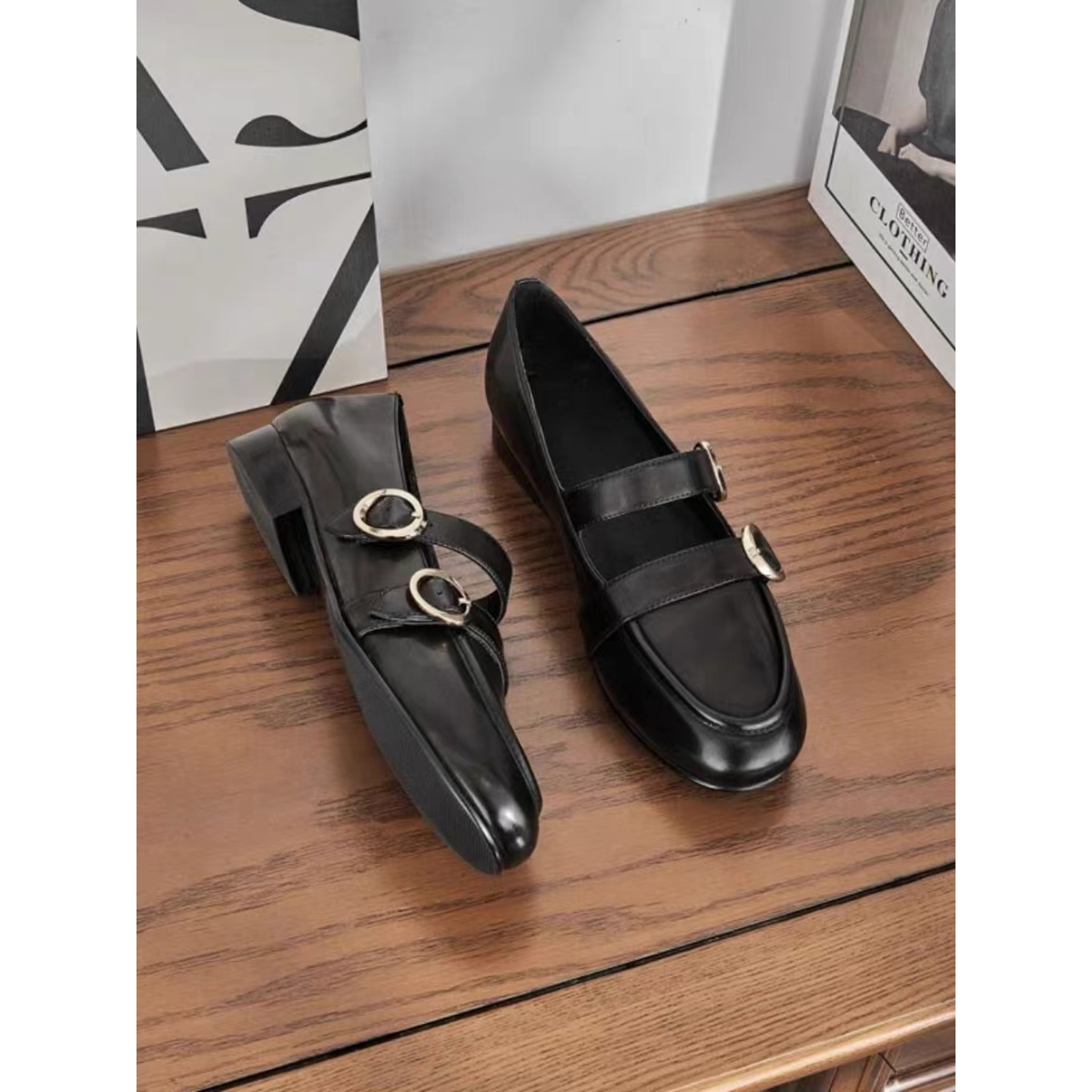 2024秋季新款复古百搭低跟一字带圆头英伦风真皮小单鞋女鞋