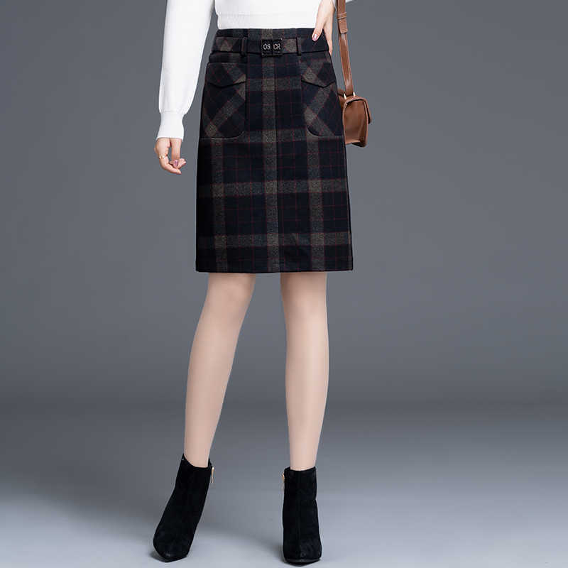 时尚短裙格子半身裙高腰显瘦包臀裙女秋冬2025新款职业一步裙中裙