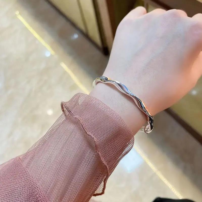 足银手镯 莫比乌斯环纯银手镯999波浪纹推拉足银镯子实心开口女友