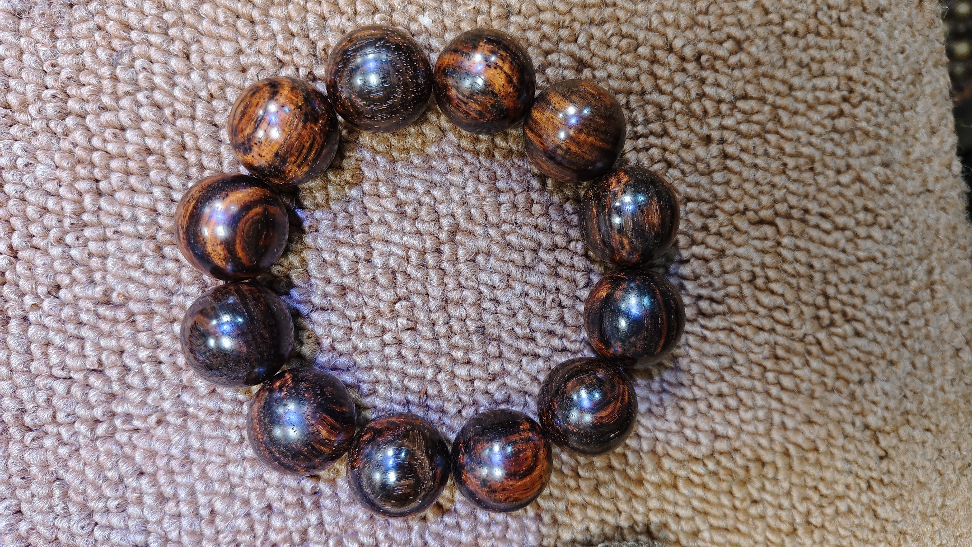 老挝大红酸枝（交趾黄檀）手串