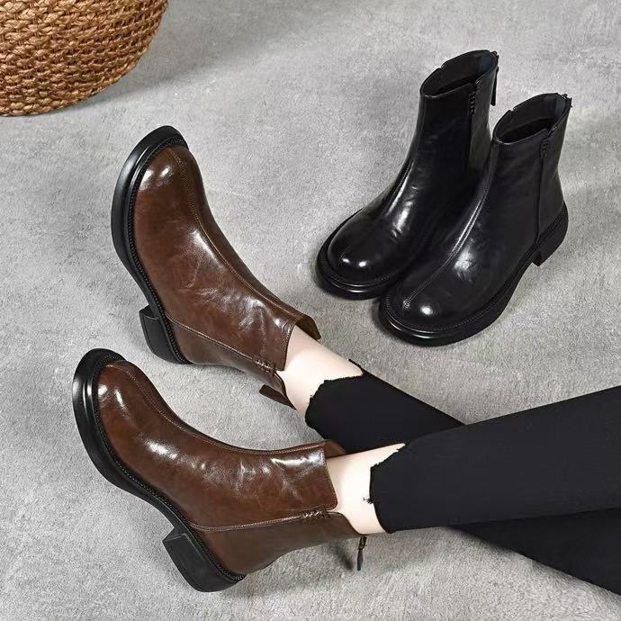 2024年冬季新款圆头马丁靴