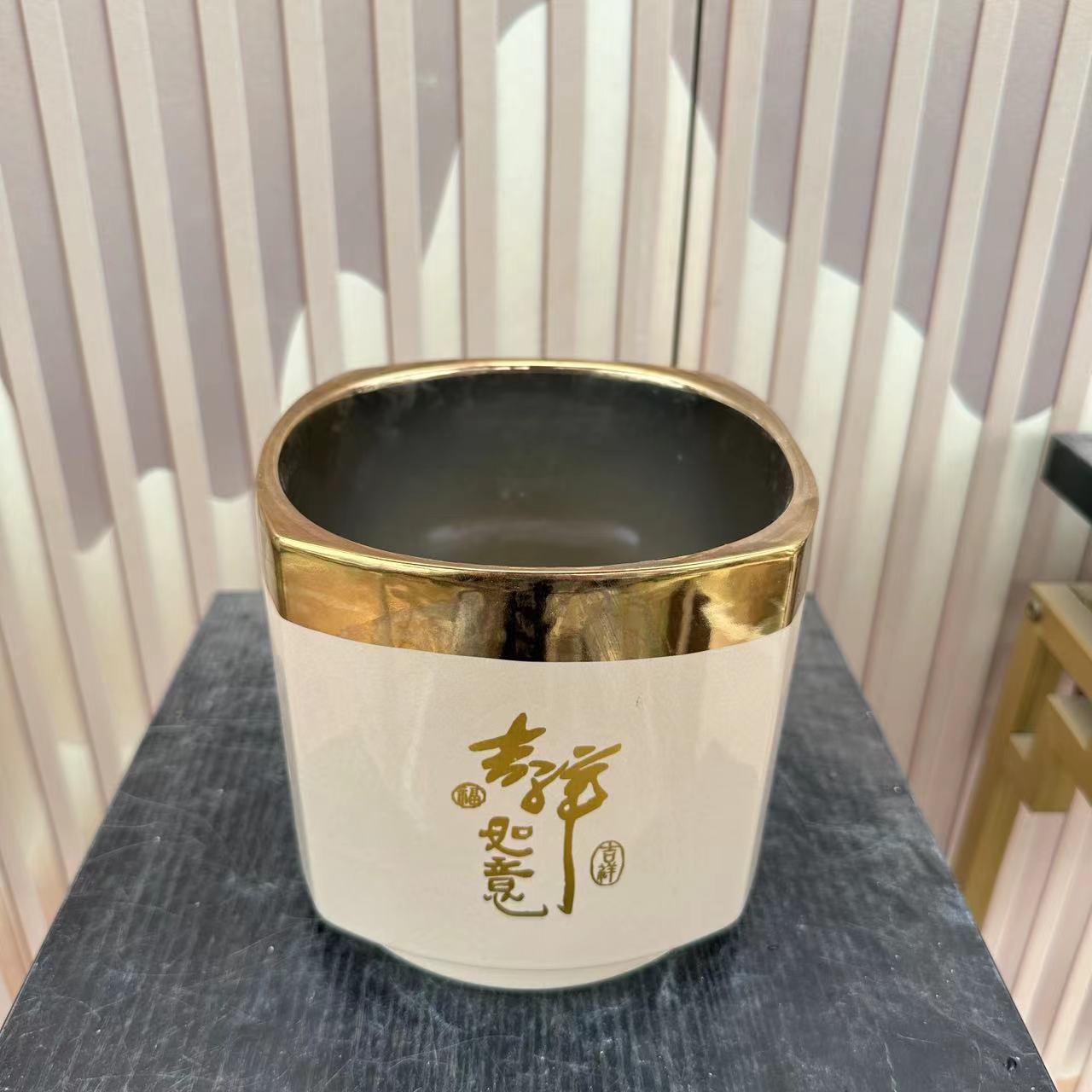 4颗装吉祥如意陶瓷盆