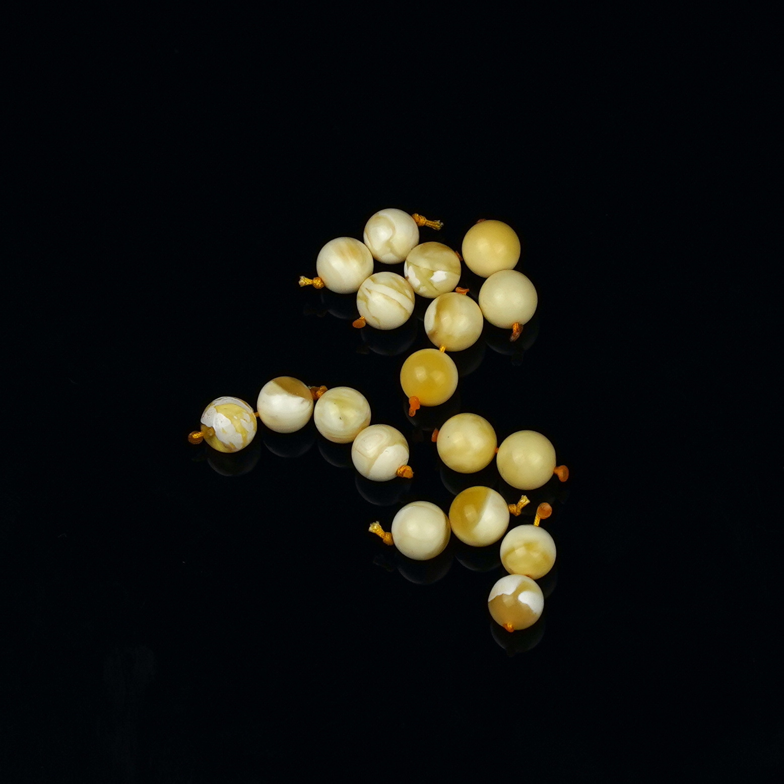 【白蜡圆珠对珠】文玩配饰配珠一对（多样性发货发其一）