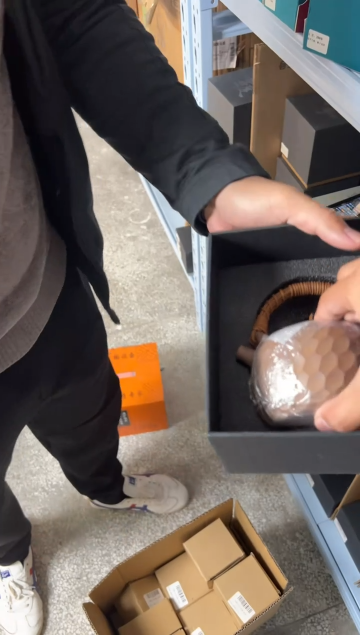【闪购商品】陶瓷摆件备钱烧提梁壶
