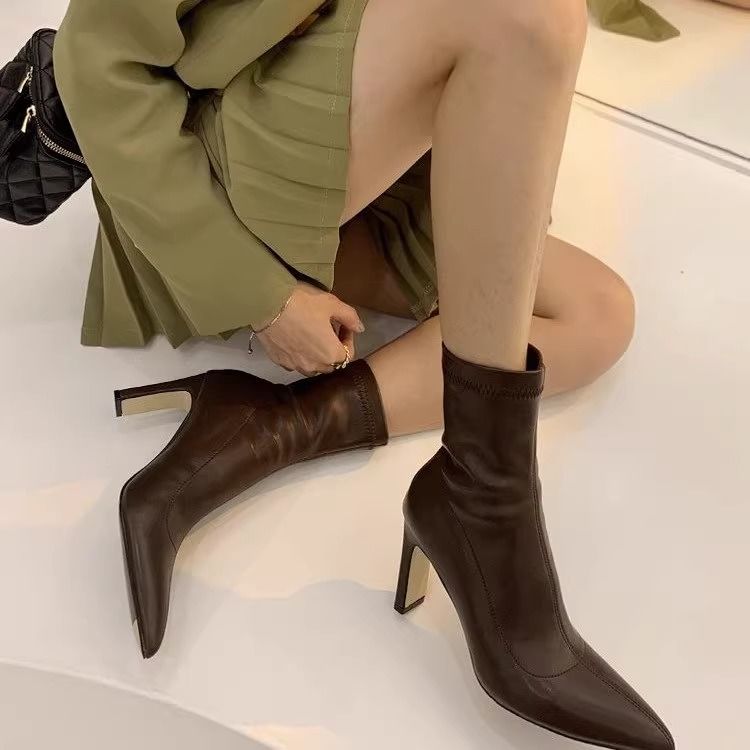 短靴女2024年新款单靴小众高级感尖头冬季高跟鞋女粗跟瘦瘦弹力靴